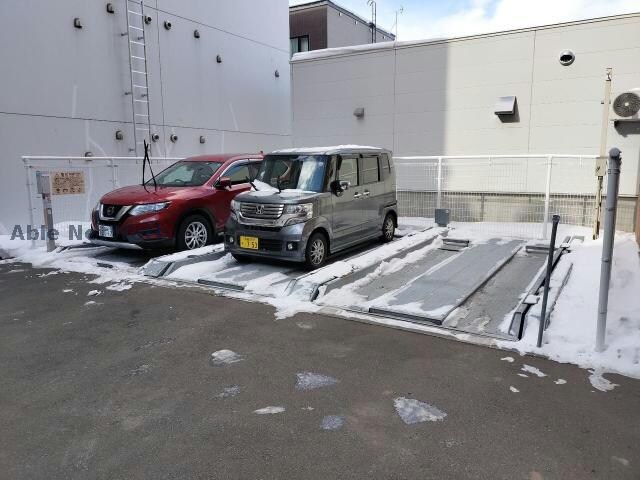 メープル北円山の物件外観写真