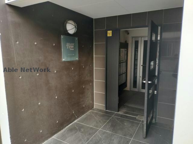 ブランノワール桑園の物件外観写真