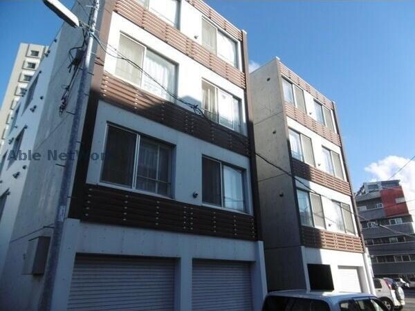 ブランノワール桑園の物件外観写真