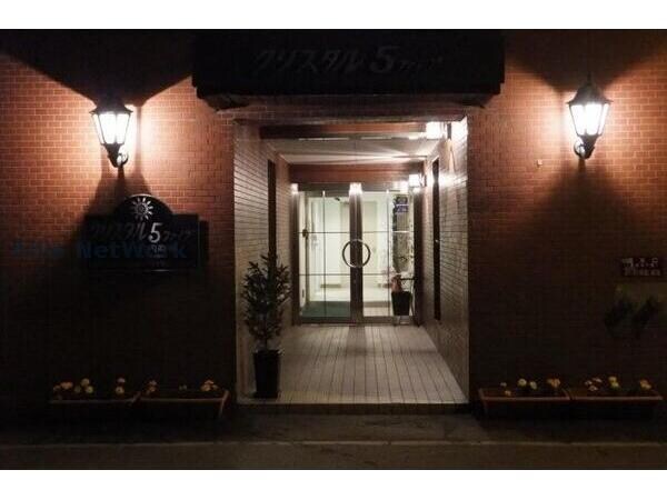 クリスタルファイブの物件外観写真