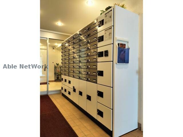 クリスタルファイブの物件外観写真