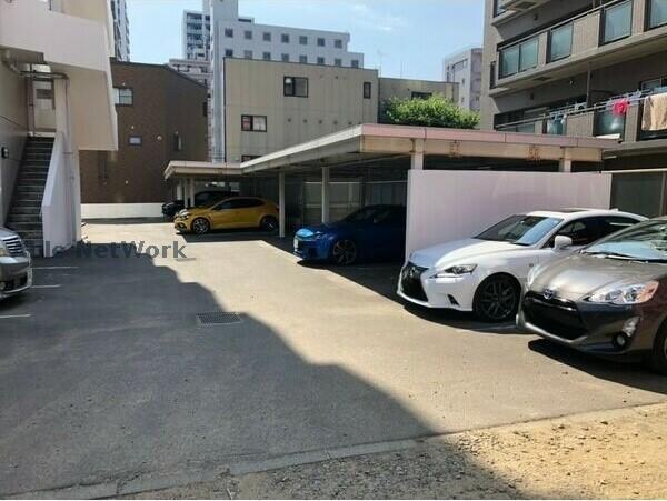 INFINITY22の物件外観写真