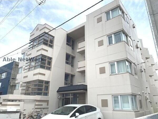 グランメール北10条の物件外観写真