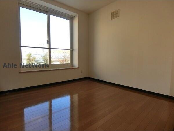 LINKS-COURT桑園の物件内観写真