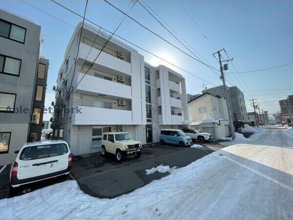 カサラビンの物件外観写真