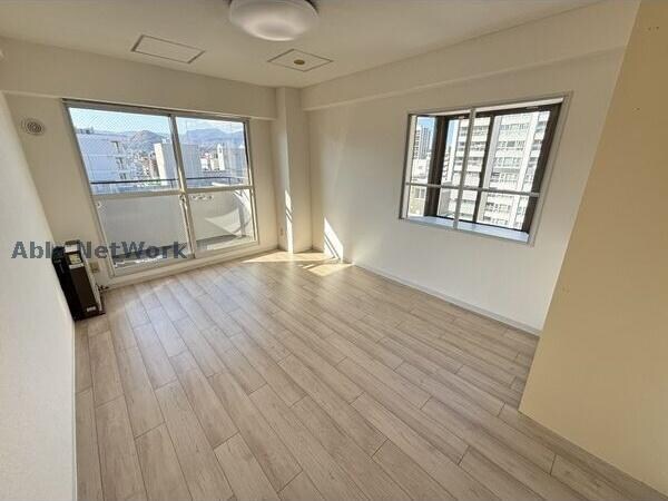 ニューライフ大通弐番館の物件内観写真