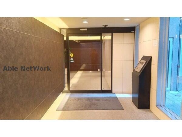 レジディア大通西の物件外観写真