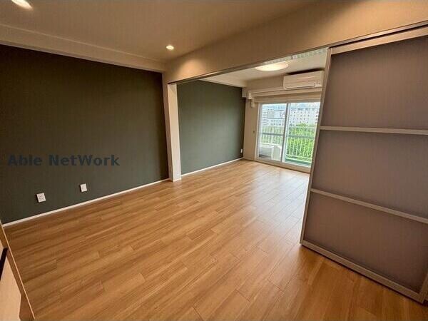 パシフィック北大前の物件内観写真