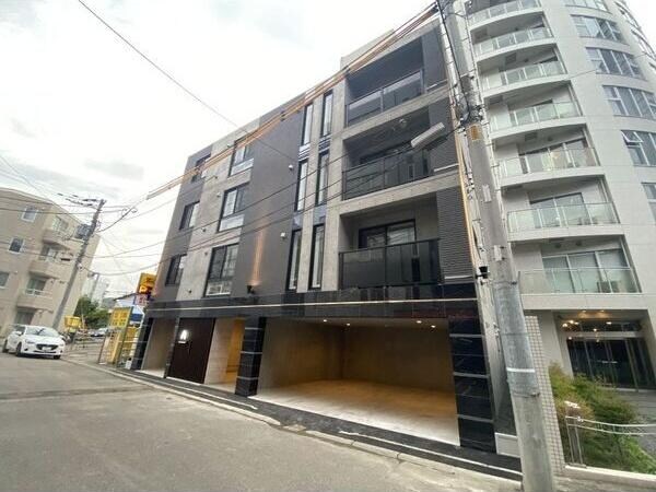 アルファスクエア西28の物件外観写真