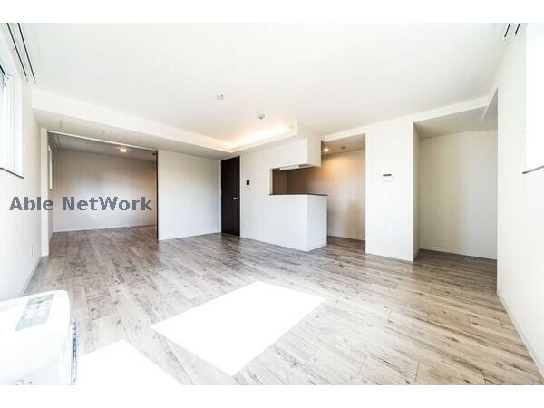 GLASS MARE HACHIKENの物件内観写真