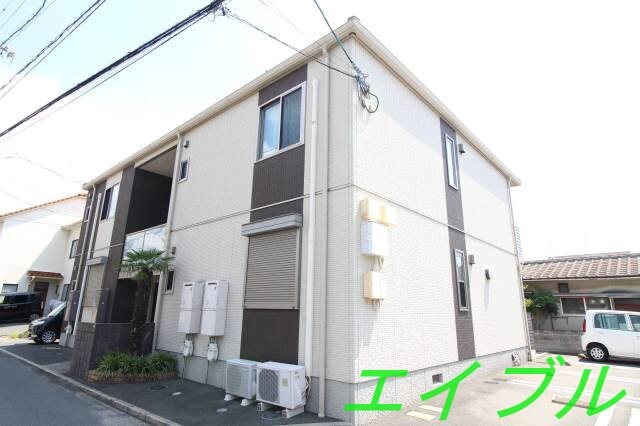 カーサ・エストレヤの物件外観写真