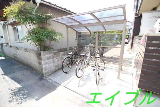 カーサ・エストレヤの物件外観写真