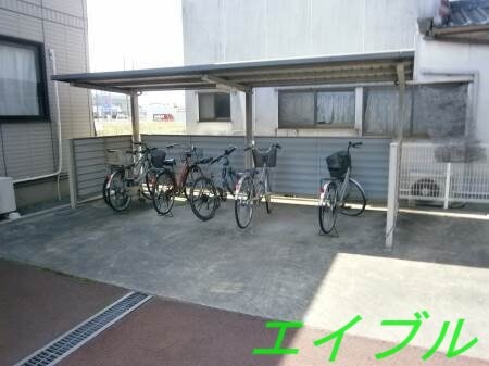 ボンヌシャンスISIDA　Ｂ棟の物件外観写真