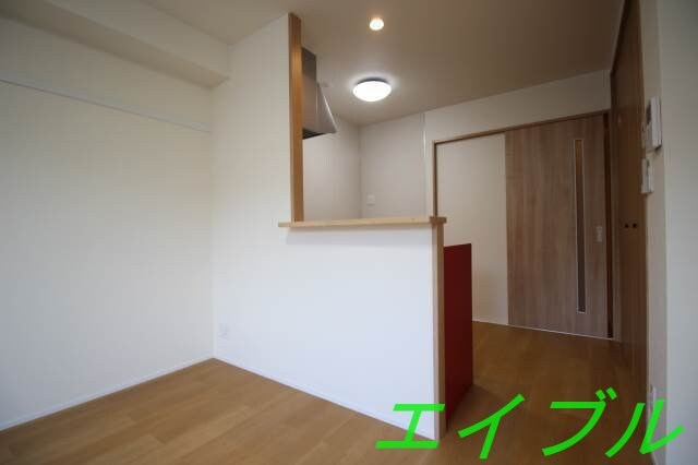 エルメゾン寿町の物件内観写真