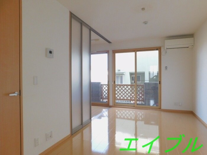 フレブラースの物件内観写真