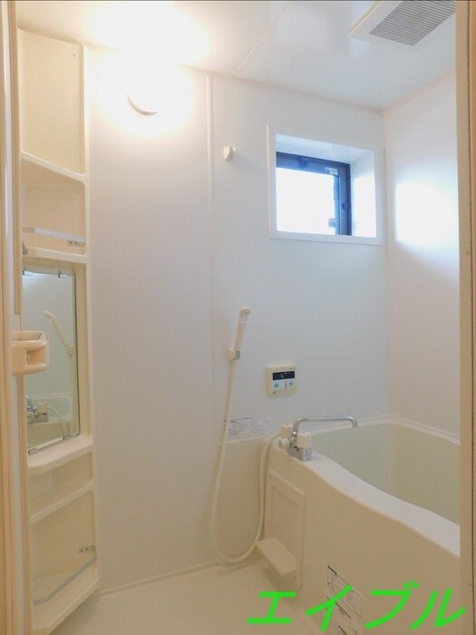 フレブラースの物件内観写真