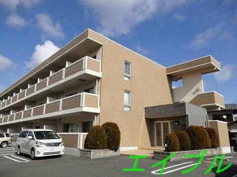 シャン・ド・フルールの物件外観写真