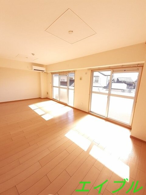 シャン・ド・フルールの物件内観写真