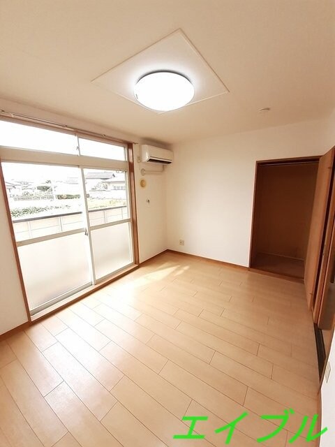 ニューシティ山崎の物件内観写真