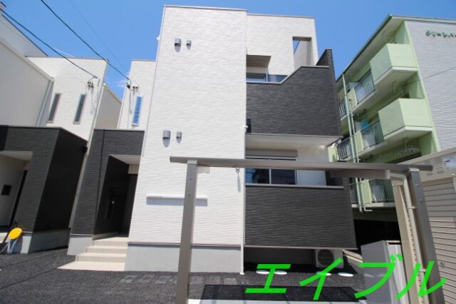 GRANDTIC 煌の物件外観写真