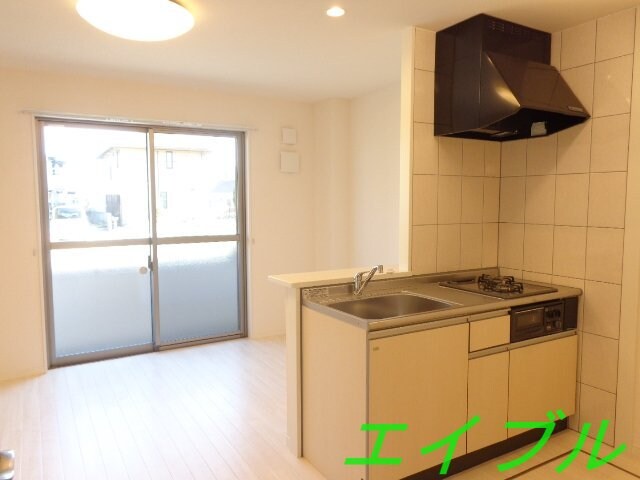 グラン・エスカラードの物件内観写真