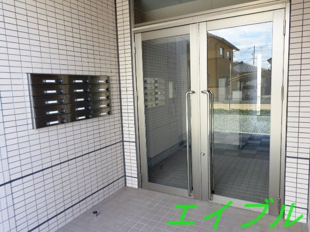 グラン・エスカラードの物件外観写真