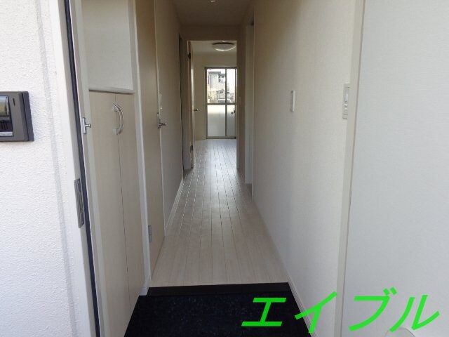 グラン・エスカラードの物件内観写真