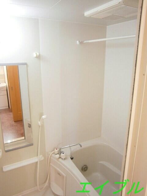 ソレアードＢの物件内観写真