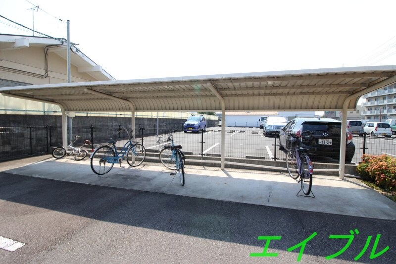 メゾン　エミグラント　Ａ棟の物件外観写真