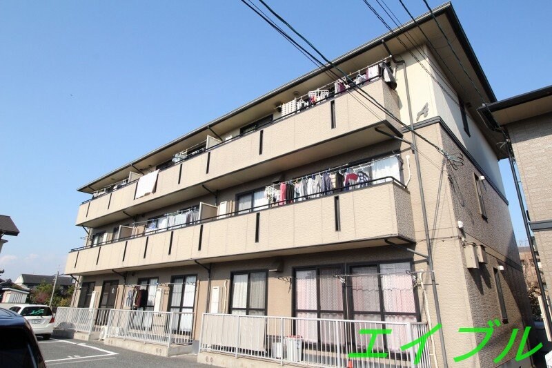 カトルセゾンの物件外観写真