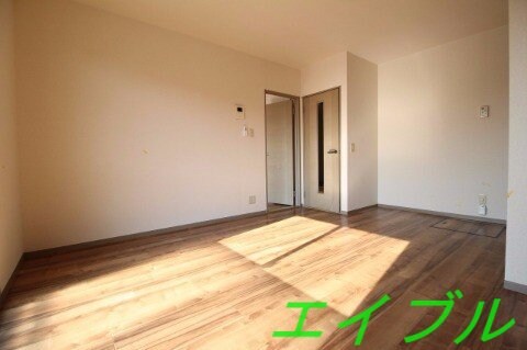 カトルセゾンの物件内観写真