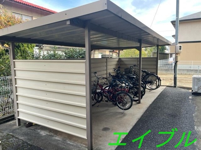 カトルセゾンの物件外観写真