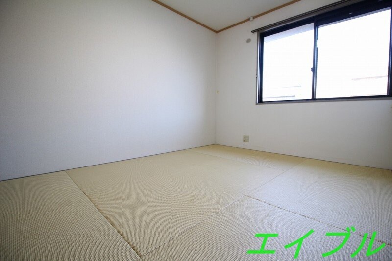 カトルセゾンの物件内観写真