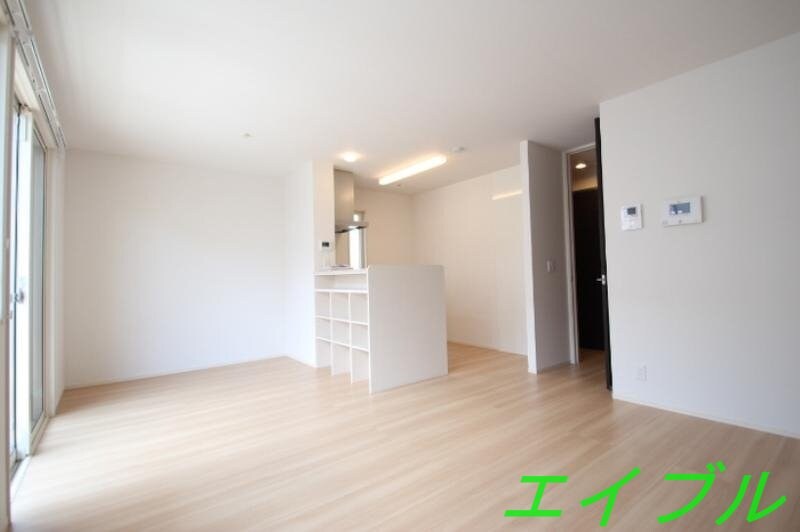 ラフィーネ下中野　C棟の物件内観写真