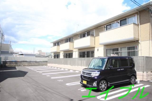 ラフィーネ下中野　C棟の物件外観写真