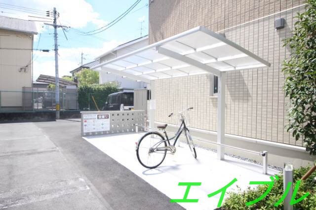 ラフィーネ下中野　C棟の物件外観写真