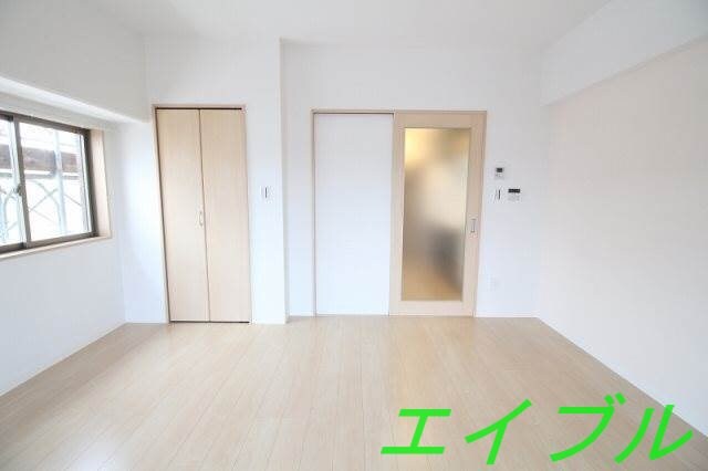 アーバンパレス医大南の物件内観写真