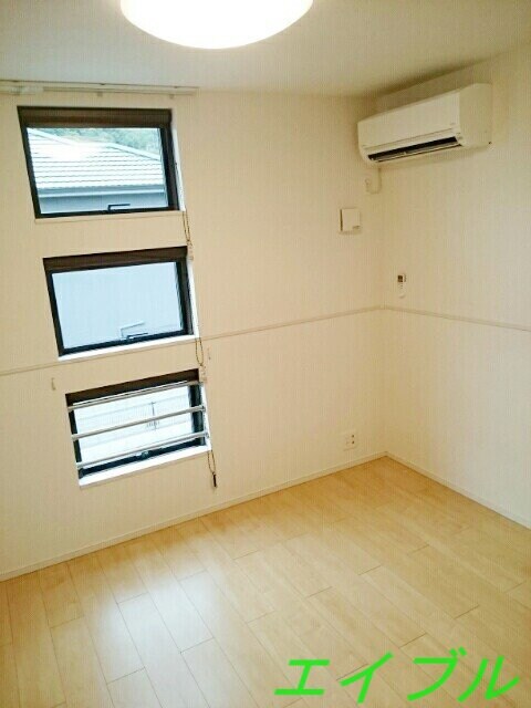 ヴィラ・ジュラク　Ｂの物件内観写真