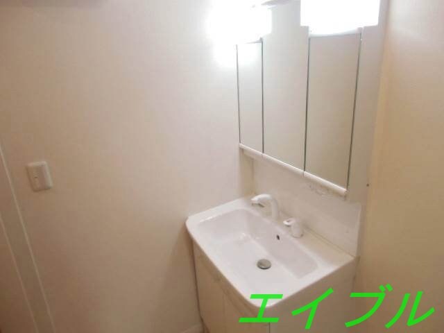 アジュール美和の物件内観写真