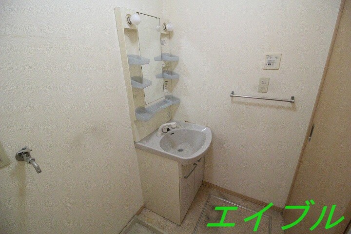 メゾンプリネール　Ａ棟の物件内観写真