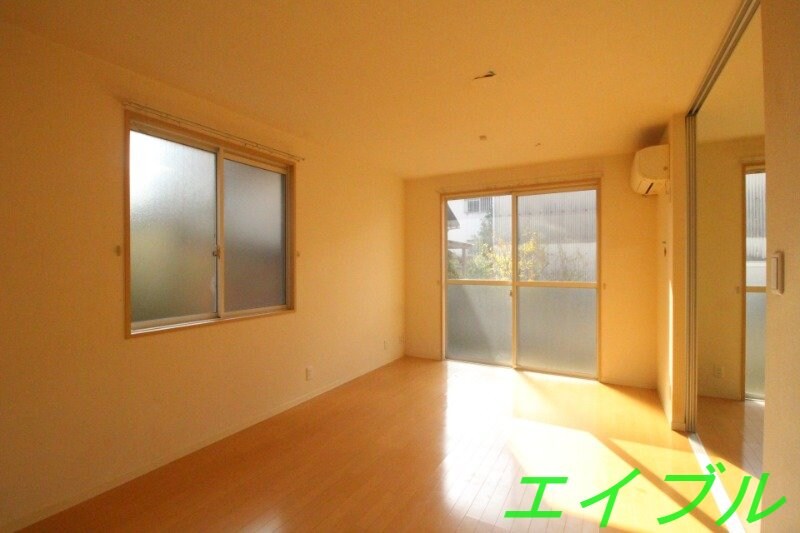 ラ・パルテール豊成　壱番館の物件内観写真