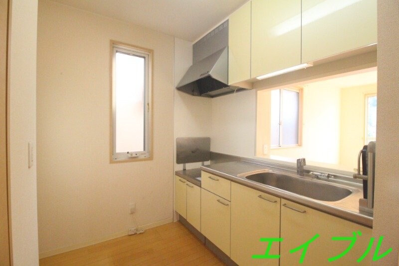 ラ・パルテール豊成　壱番館の物件内観写真