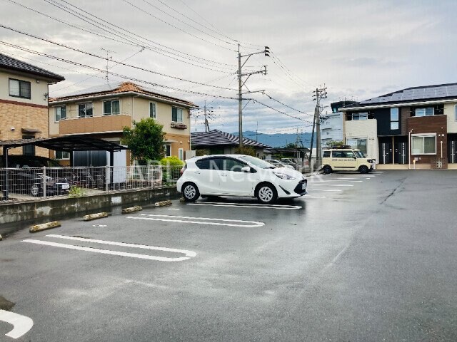 プリムラ五番館の物件外観写真