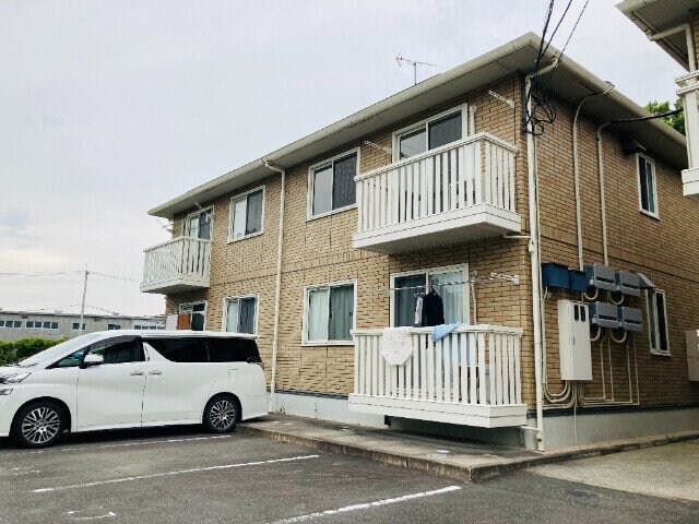 ヴェル・フォンセみやきC棟の物件外観写真