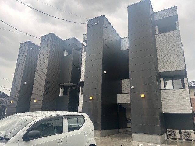 CB鳥栖ヴィーゼの物件外観写真