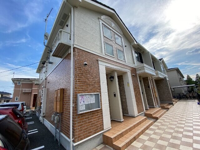 シャルマン参番館の物件外観写真