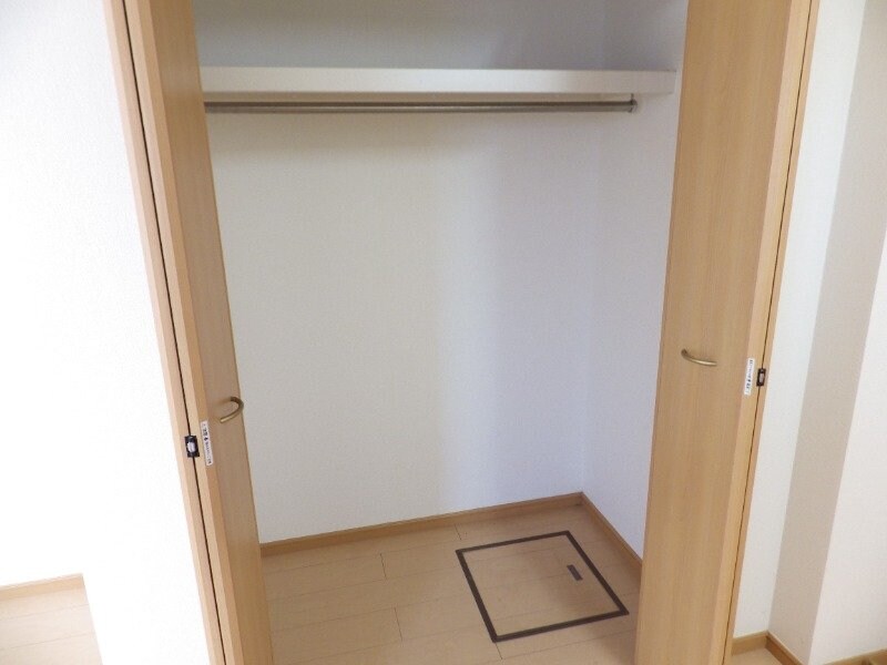 シャルマン参番館の物件内観写真