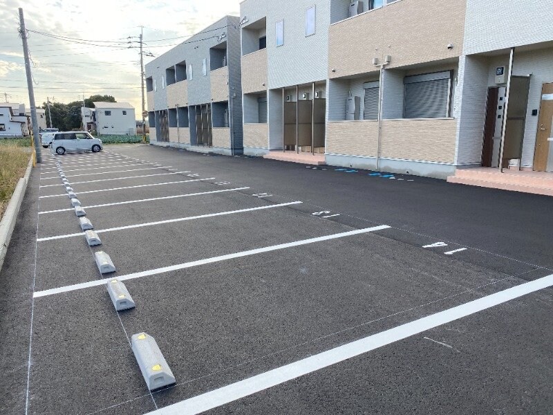 エスカレント上峰 Aの物件外観写真