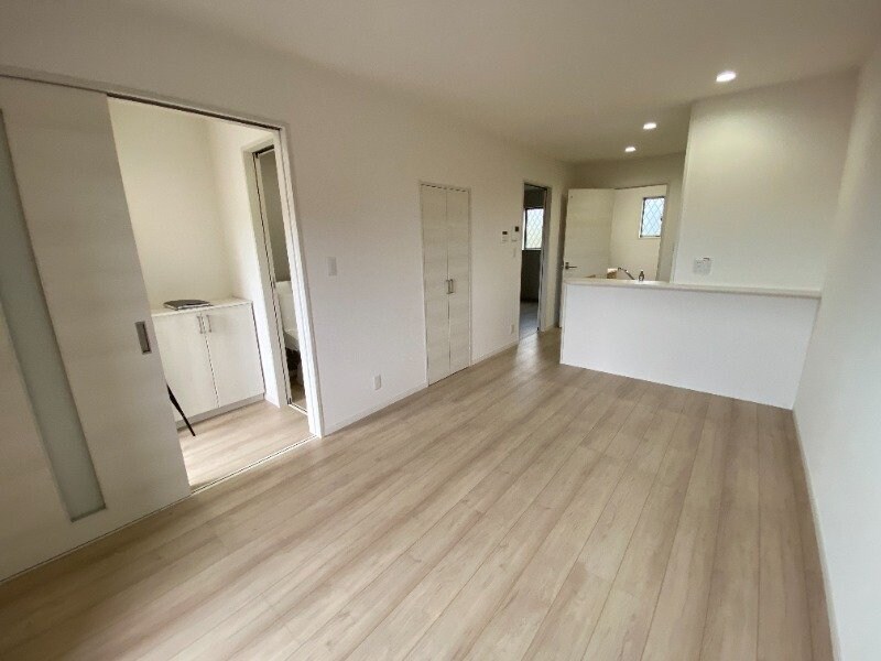 エスカレント上峰 Aの物件内観写真