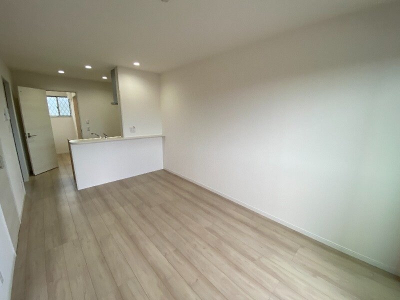 エスカレント上峰 Aの物件内観写真